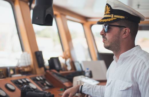 Seafarer in training to get ship captain license in Panama