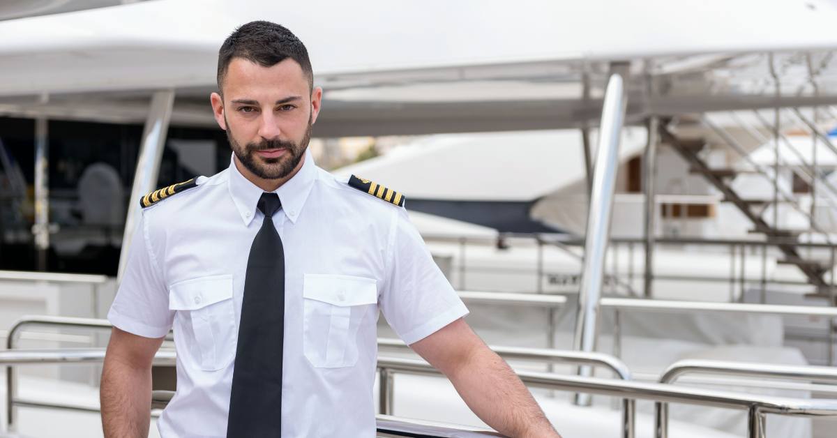 Seafarer who holds a ship captain license